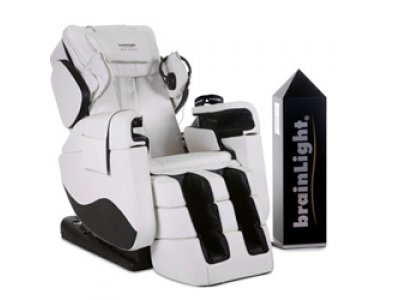 brainLight relaxTower mit 4D-Shiatsu-Massagesessel Zenesse